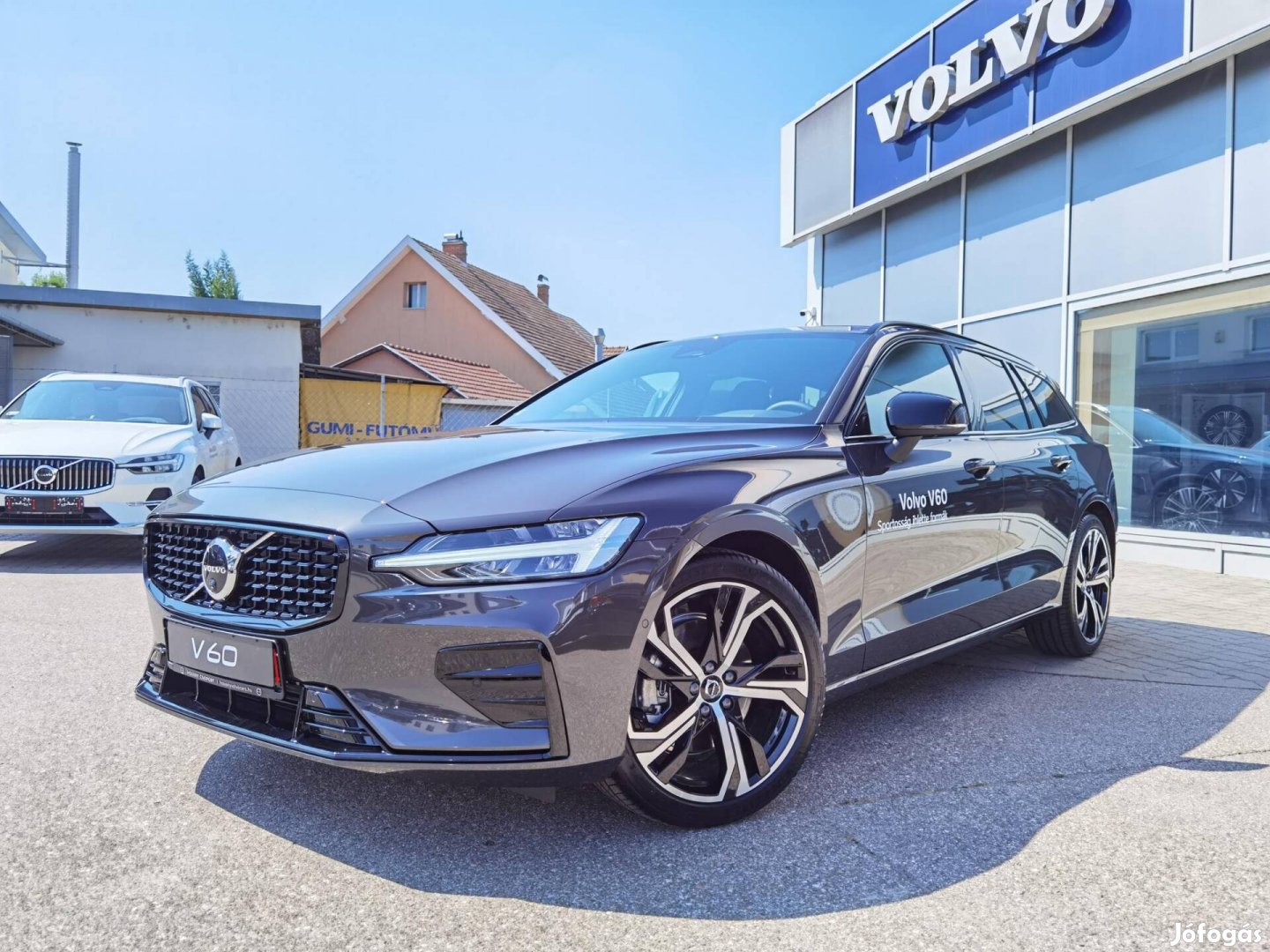 Volvo V60 2.0 [B4] Mhev Plus Dark DCT Készleten...